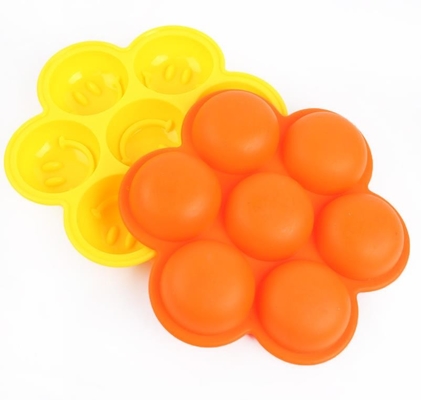 Round Silicone Ice Cube Molds , Shaped Ice Cube Trays Smiling Face Shape