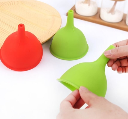 Large size Funnel Food Grade standard Silicone oil Funnel kitchen tools