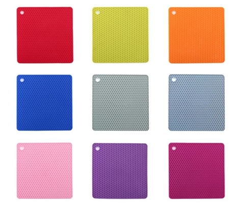 Small Honeycomb Silicone Kitchen Tools Plated  18.2*18.2*0.6cm For Baby