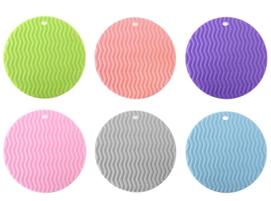 Reusable Silicone Kitchen Tools , Dining Table Placemats Universal