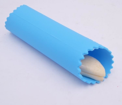 Colorful Silicone Kitchen Tools Garlic Peeler Lightweight Easy Operation
