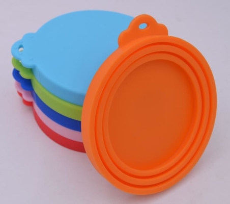 Excellent Sealing Unique Kitchen Gadgets , Pet Food Silicone Can Lids Seamless