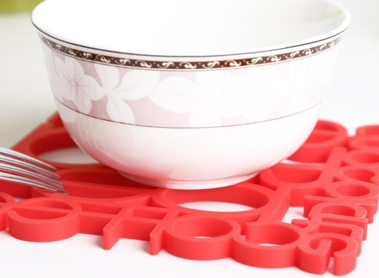 Hollow Numbers Silicone Kitchen Products , Silicone Placemat Plate Square Shape